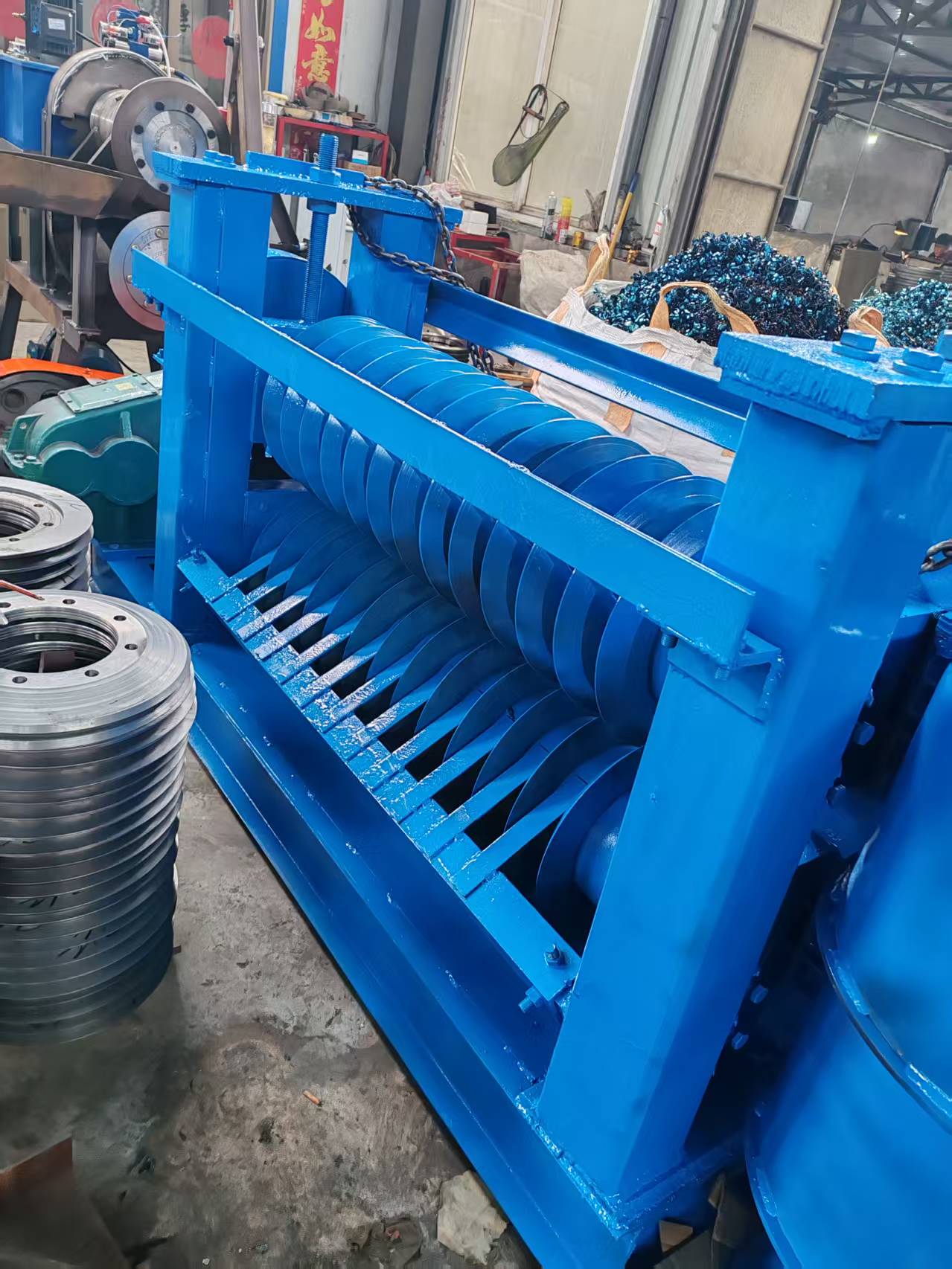 Xinzhe Metal bringt hochpräzise Metallschneidemaschine für globale Industriekunden auf den Markt